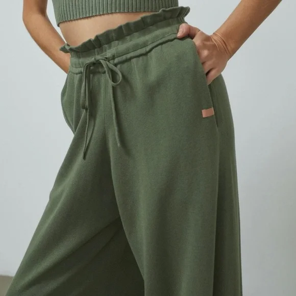 NWT Lunya Cozy Cotton Silk Relaxed Pant In Humble Green